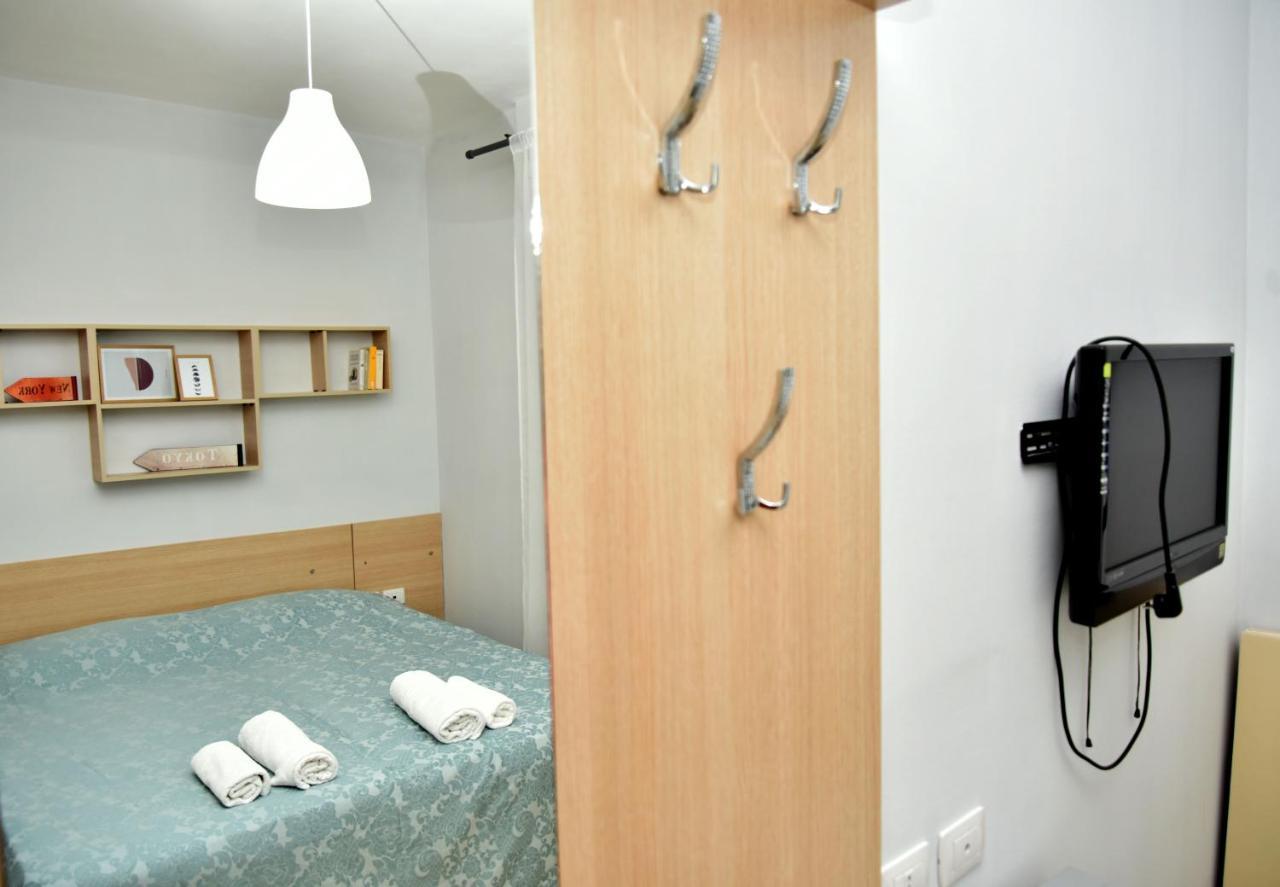 Arianiti Guesthouse Vlorë 外观 照片